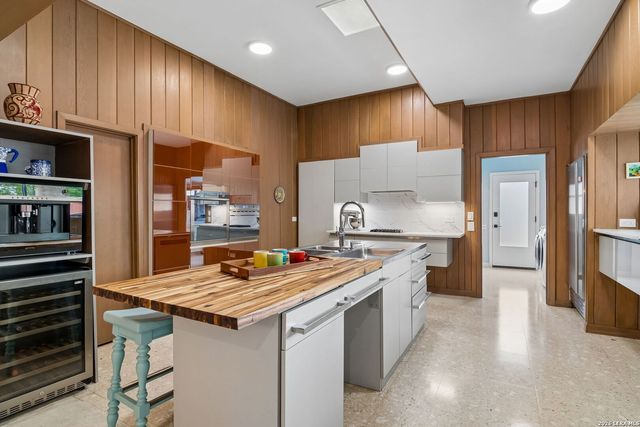 349 Mary Louise, San Antonio, TX 78201