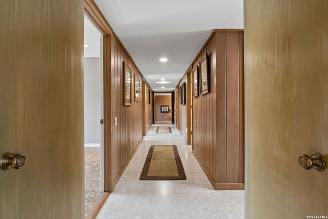 349 Mary Louise, San Antonio, TX 78201