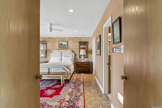 349 Mary Louise, San Antonio, TX 78201