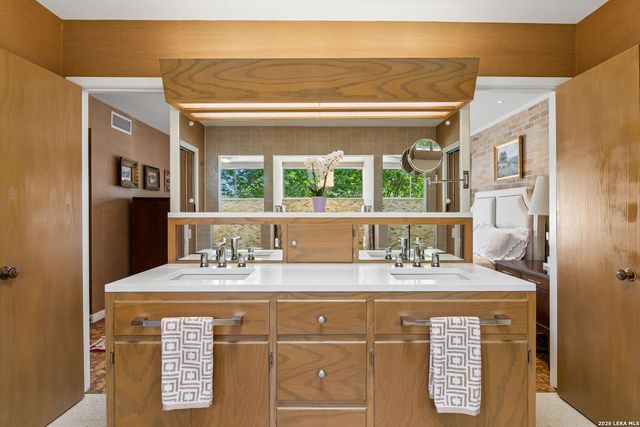 349 Mary Louise, San Antonio, TX 78201