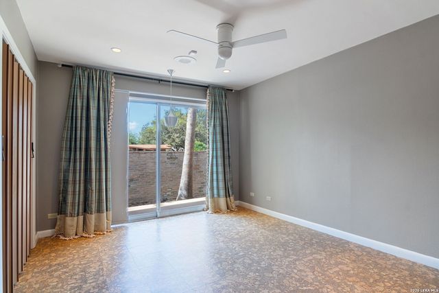 349 Mary Louise, San Antonio, TX 78201