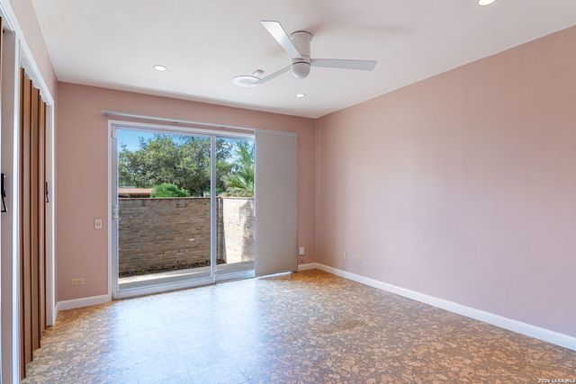 349 Mary Louise, San Antonio, TX 78201