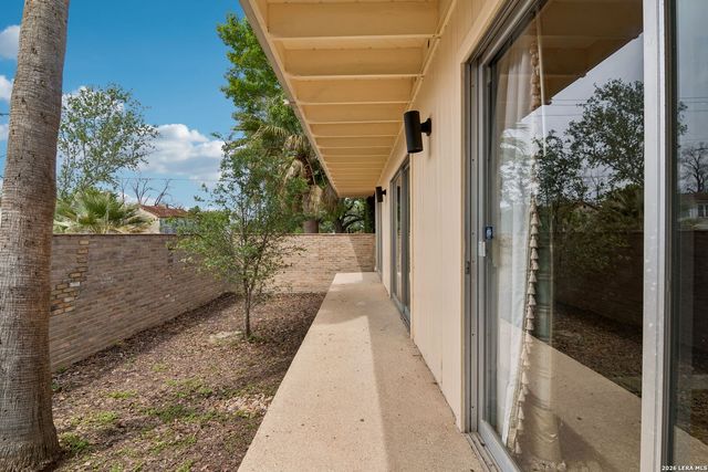 349 Mary Louise, San Antonio, TX 78201