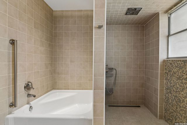 349 Mary Louise, San Antonio, TX 78201