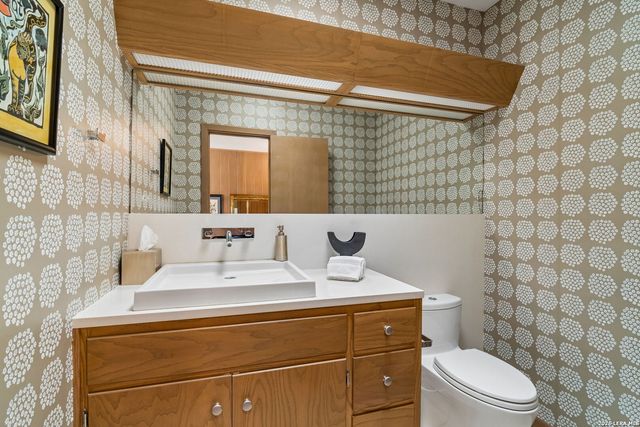 349 Mary Louise, San Antonio, TX 78201