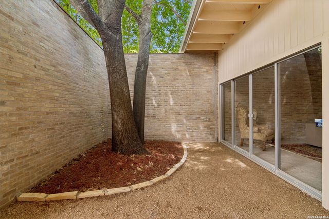 349 Mary Louise, San Antonio, TX 78201