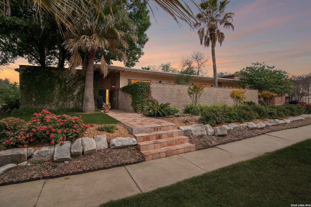349 Mary Louise, San Antonio, TX 78201