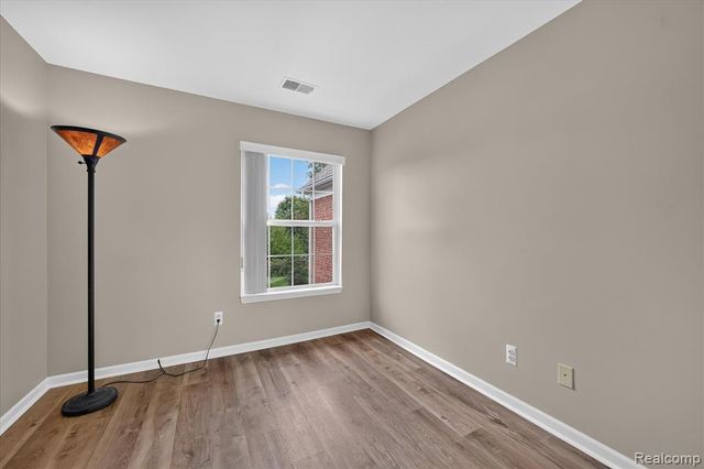 54851 Marissa Way 71, Shelby Twp, MI 48316