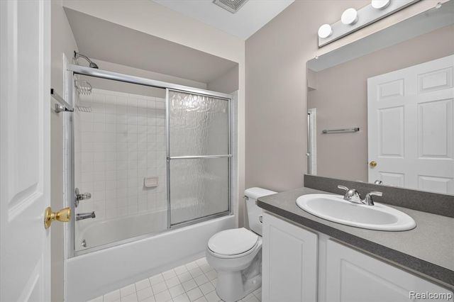54851 Marissa Way 71, Shelby Twp, MI 48316