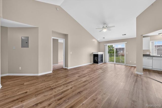 54851 Marissa Way 71, Shelby Twp, MI 48316