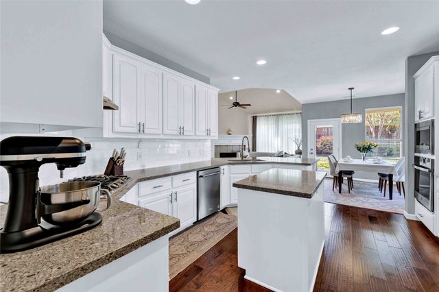 7305 Oak Leaf Drive, Mckinney, TX 75072