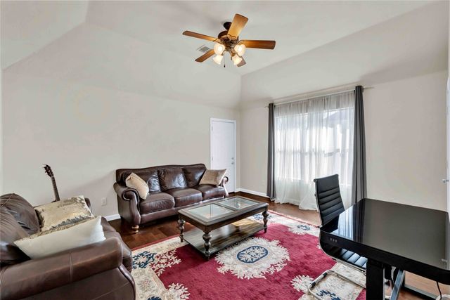 7305 Oak Leaf Drive, Mckinney, TX 75072