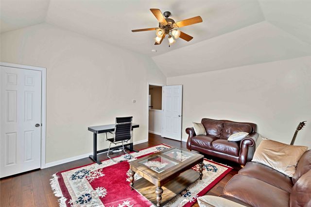 7305 Oak Leaf Drive, Mckinney, TX 75072