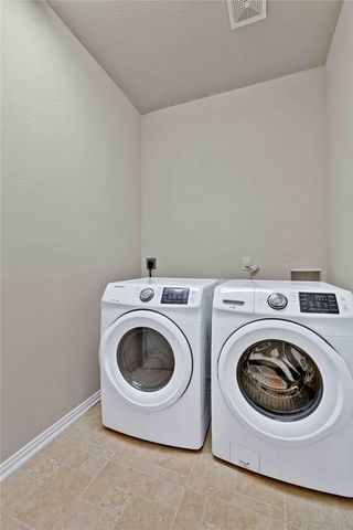 7305 Oak Leaf Drive, Mckinney, TX 75072