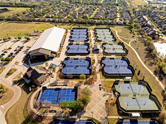 7305 Oak Leaf Drive, Mckinney, TX 75072