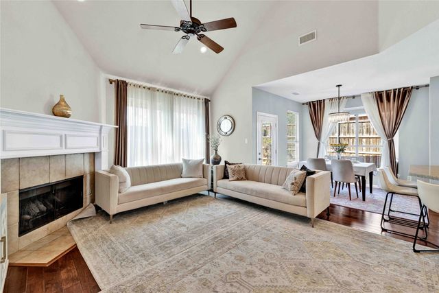 7305 Oak Leaf Drive, Mckinney, TX 75072