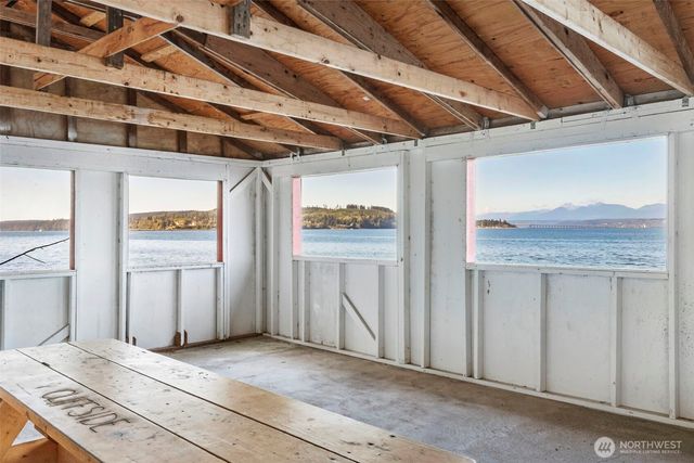 34638 Bridge View Place, Kingston, WA 98346