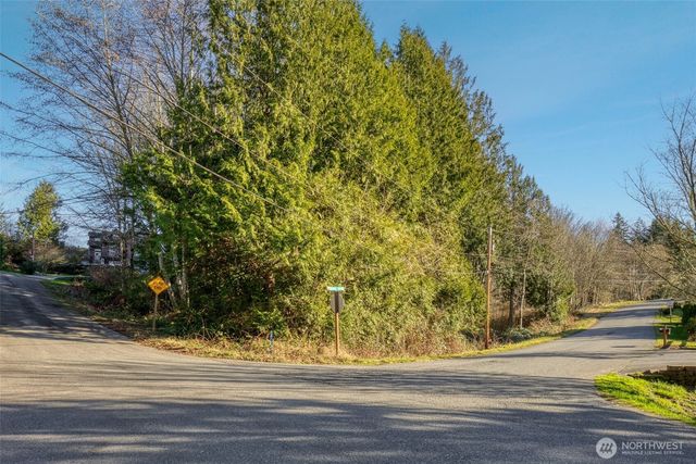 34638 Bridge View Place, Kingston, WA 98346