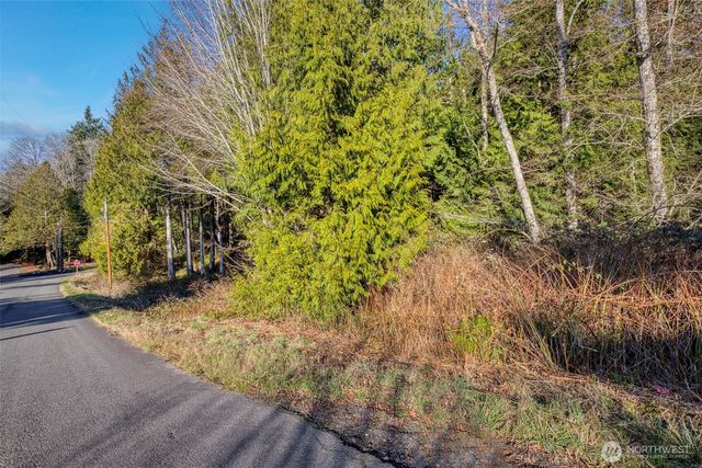 34638 Bridge View Place, Kingston, WA 98346