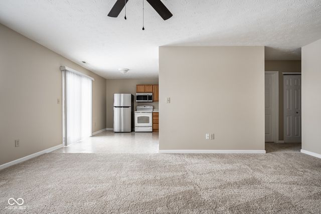 11194 Black Gold Drive, Noblesville, IN 46060