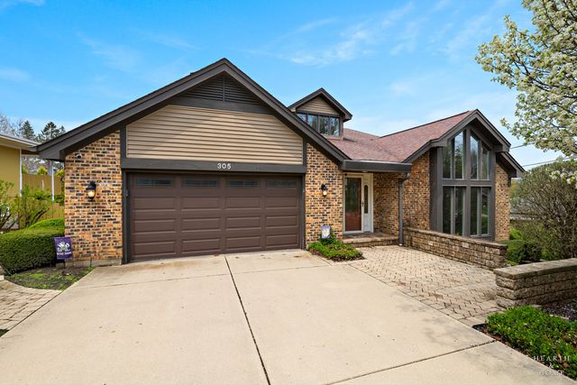 305 N Dale Avenue, Mchenry, IL 60050