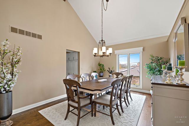 305 N Dale Avenue, Mchenry, IL 60050