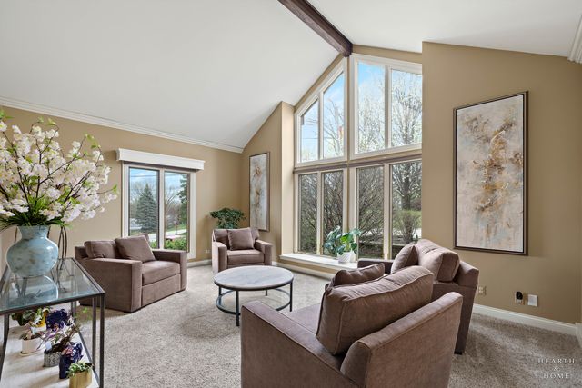 305 N Dale Avenue, Mchenry, IL 60050