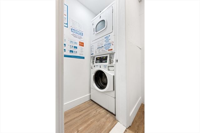 112 Adams 3L, Boston, MA 02122