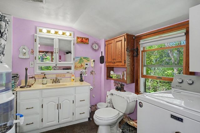 14 Mill St, Northborough, MA 01532