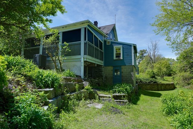 14 Mill St, Northborough, MA 01532