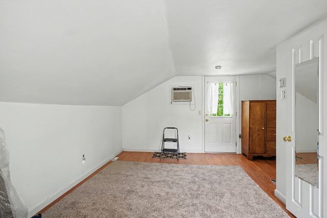 14 Mill St, Northborough, MA 01532