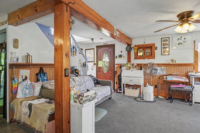 14 Mill St, Northborough, MA 01532