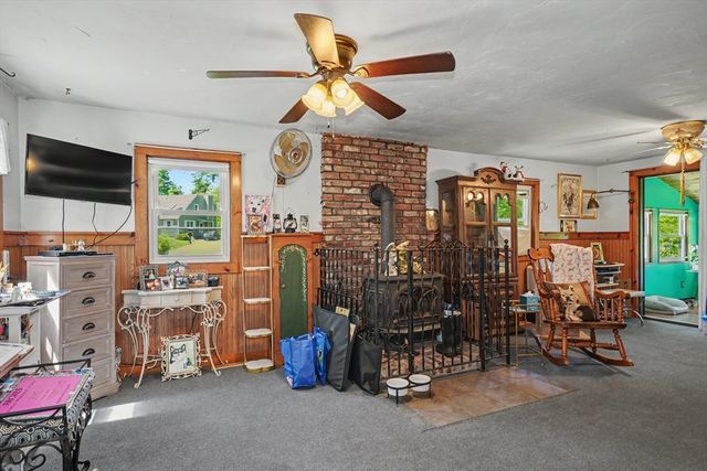 14 Mill St, Northborough, MA 01532