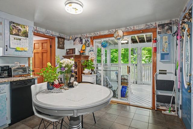 14 Mill St, Northborough, MA 01532