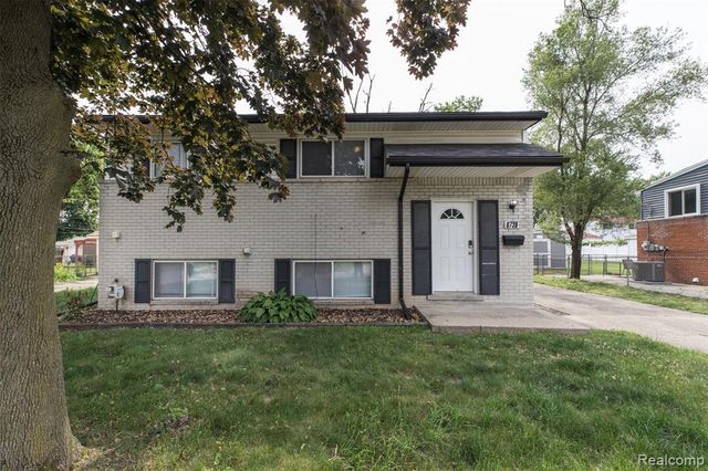 6739 Caribou Street, Westland, MI 48185