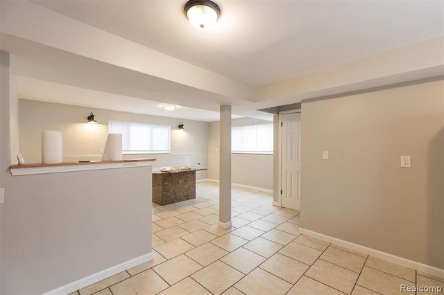 6739 Caribou Street, Westland, MI 48185