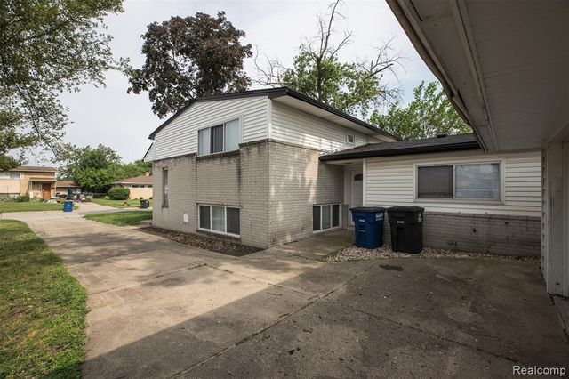 6739 Caribou Street, Westland, MI 48185