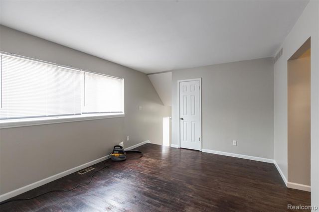 6739 Caribou Street, Westland, MI 48185