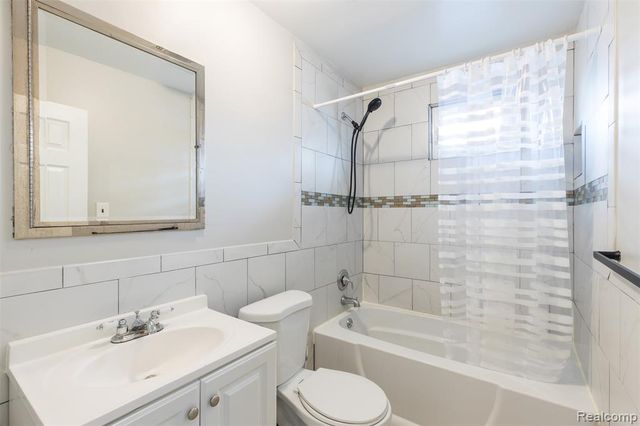 6739 Caribou Street, Westland, MI 48185