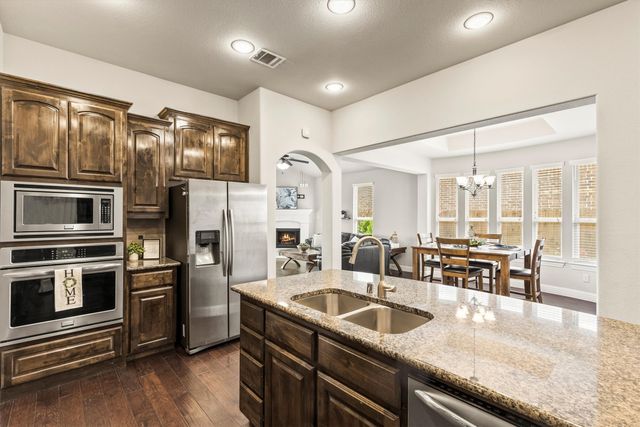 705 Challenger Drive, Mckinney, TX 75072