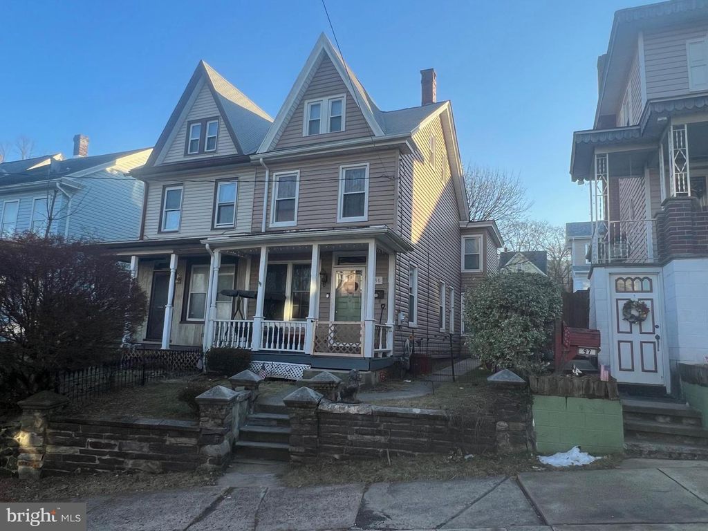 95 CENTER AVE, Jim Thorpe, PA 18229