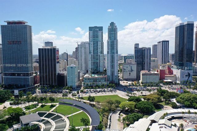 253 NE 2nd St 903, Miami, FL 33132