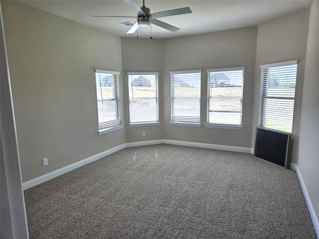 2721 Silo Lane, Van Alstyne, TX 75495