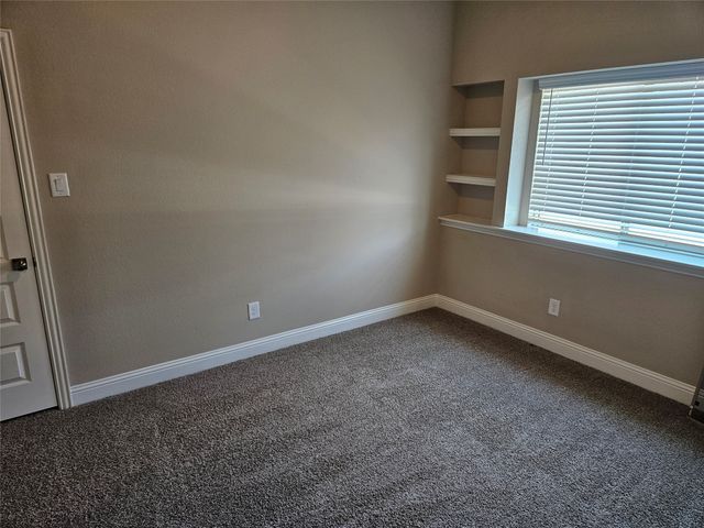 2721 Silo Lane, Van Alstyne, TX 75495