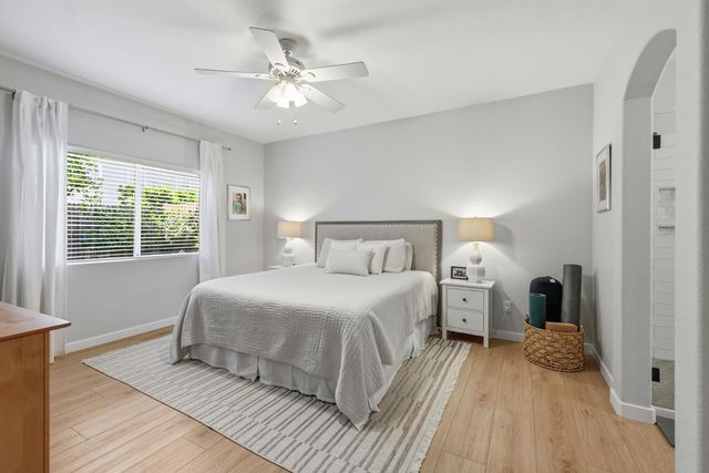 43 Kingsbury Ct, Roseville, CA 95678