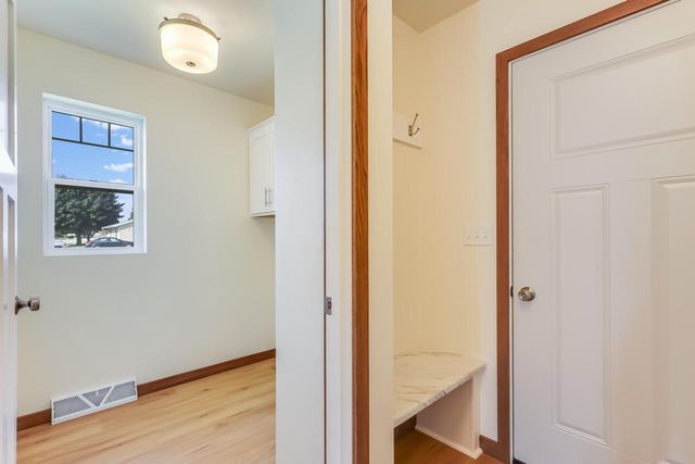 2205 Kellner STREET, Manitowoc, WI 54220