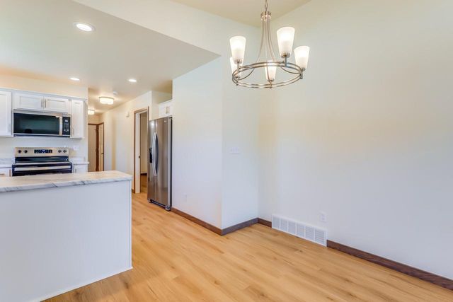 2205 Kellner STREET, Manitowoc, WI 54220