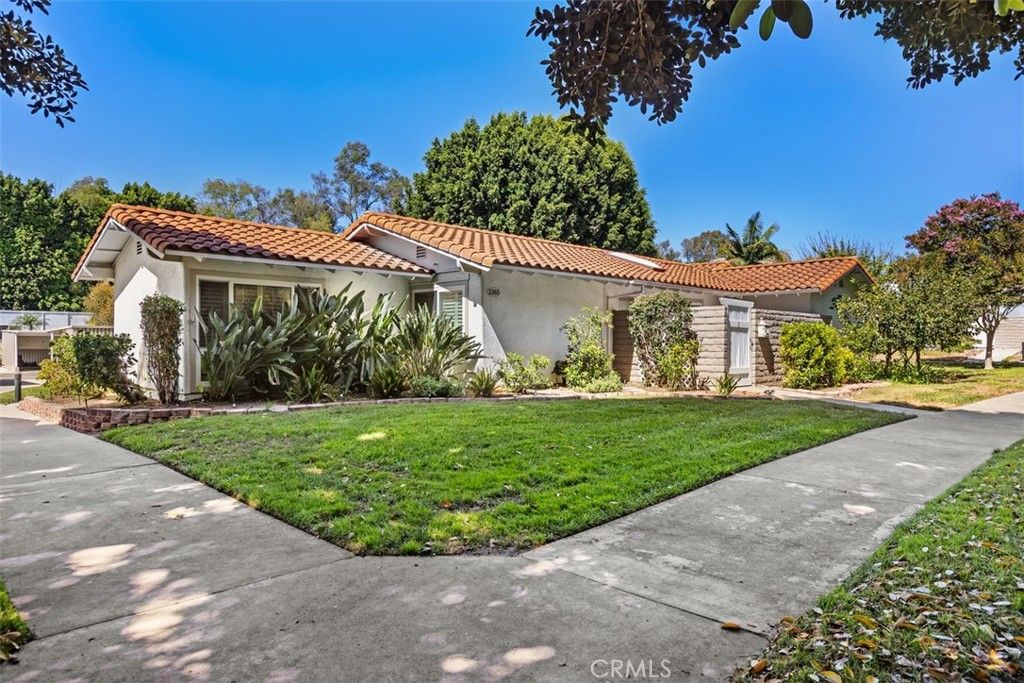 2365 Via Mariposa East C, Laguna Woods, CA 92637 — photo 2