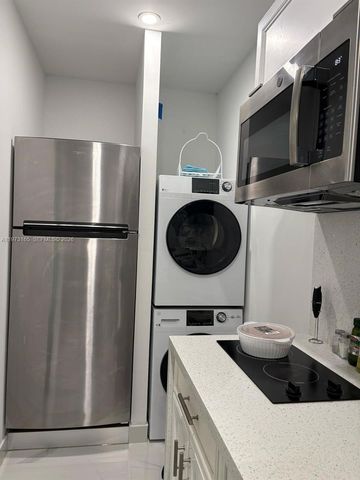 1801 NW 42nd St, Oakland Park, FL 33309