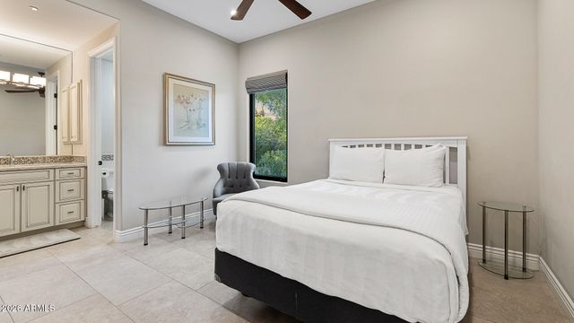 6119 E Gold Dust Avenue, Paradise Valley, AZ 85253